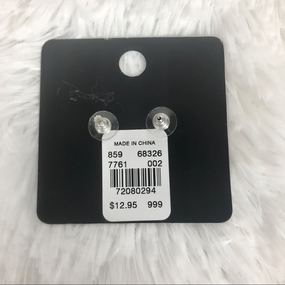 NY&C▪️ Crystal Stud Earrings▪️Silver - Picture 4 of 4